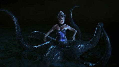 Apr 4, 2023 · Halle Bailey's Ariel, Melissa McCarthy's Ursula, and more of the live action 'The Little Mermaid' cast make waves in 10 exclusive photos. 